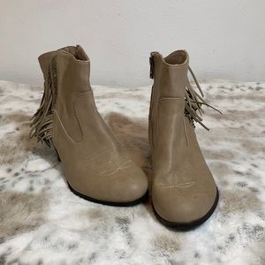 Sam and Libby boot heels size 8